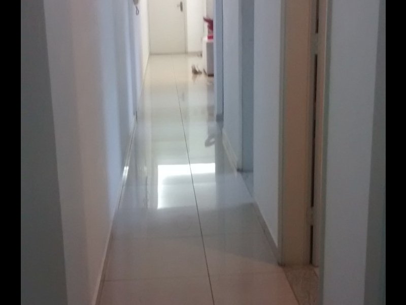 Apartamento à venda Parque São Vicente com 80m² e 2 quartos por R$ 210.000 - 1852615503-corredor.jpeg
