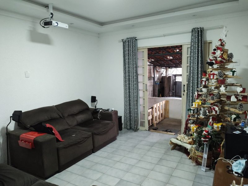 Casa à venda Jardim Ismenia com 240m² e 3 quartos por R$ 420.000 - 2077088791-5648e676-bf41-4930-ac97-aa0136dcd6fd.jpg