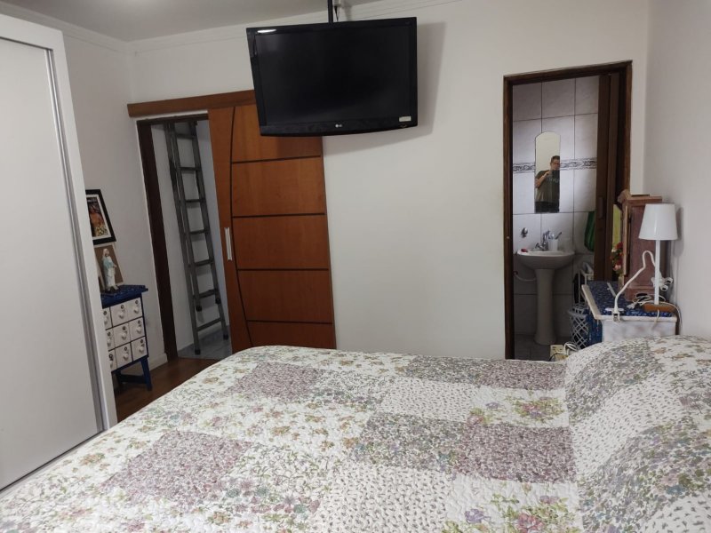 Casa à venda Jardim Ismenia com 240m² e 3 quartos por R$ 420.000 - 2095229709-c988adae-44bf-47bb-9be3-63bc6494cf77.jpg