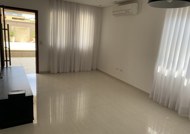 imóvel com 190m²