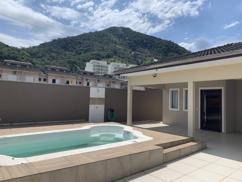 imóvel com 190m² - Cidade Jardim - Caraguatatuba