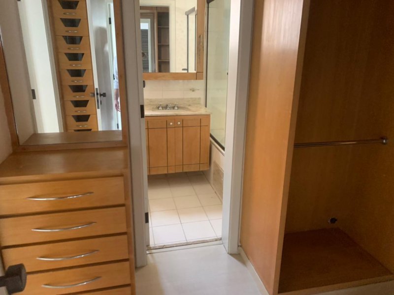 Apartamento à venda Vila Andrade com 235m² e 4 quartos por R$ 1.500.000 - 1293067473-759dec21-0cb2-4d84-bab9-c7e60061b9b7.jpeg