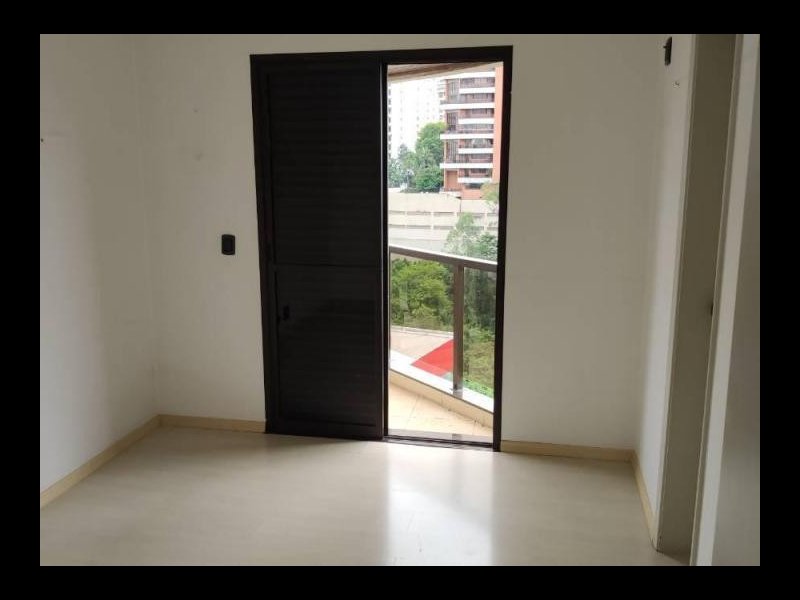 Apartamento à venda Vila Andrade com 235m² e 4 quartos por R$ 1.500.000 - 1814759438-c8527358-f585-481c-926b-bf50ab098af8.jpeg