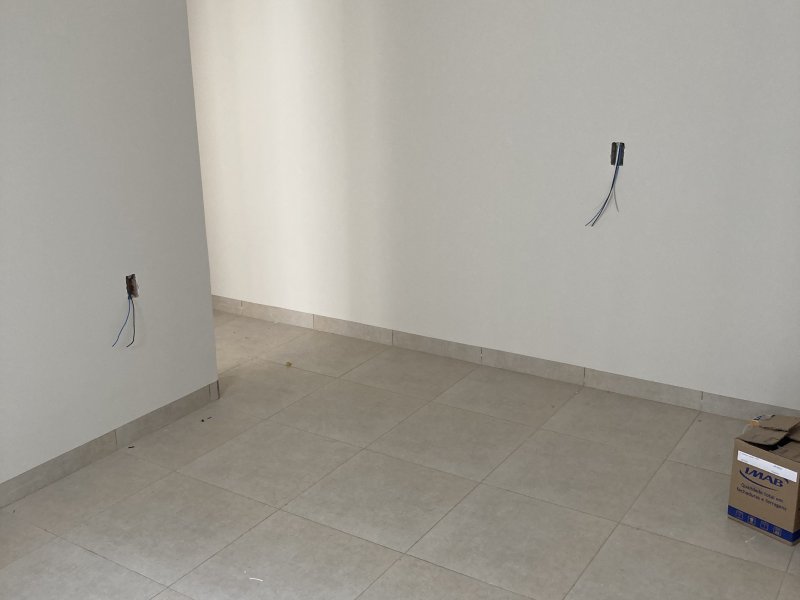 Casa à venda Novo Jardim Stábile com 98m² e 3 quartos por R$ 300.000 - 936564941-90db7c5f-ded2-4707-b406-f6d15ae7ed6e.jpeg