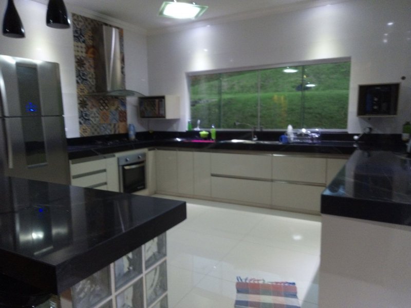 Casa de condomínio à venda Centro com 450m² e 8 quartos por R$ 1.250.000 - 678852427-3a883e99-9fc9-4ec8-86f5-ab1265290faa.jpg