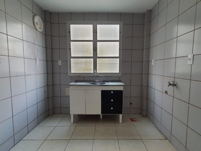 Apartamento à venda Coqueiros com 67m² e 2 quartos por R$ 450.000 - 1946441980-b46946b7-25f0-49db-89fa-3802e0103055.jpeg