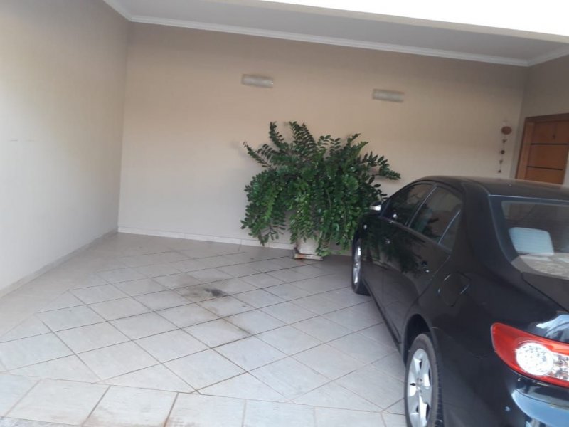 Casa à venda Jardim Mugnaini com 220m² e 3 quartos por R$ 450.000 - 1152393581-c47bea17-a895-4825-9338-a67549955dd2.jpg