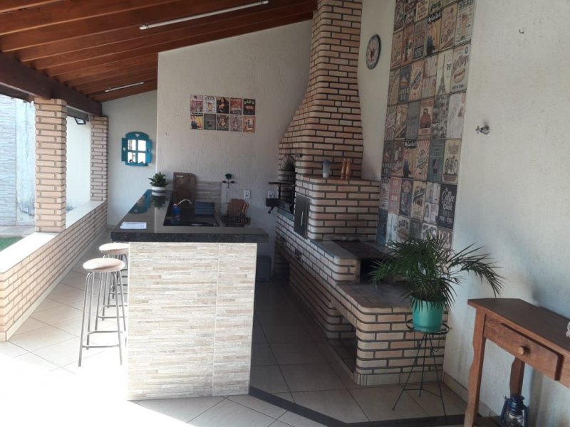Casa à venda Jardim Mugnaini com 220m² e 3 quartos por R$ 450.000 - 778681021-8e24b683-0cee-4bf0-a496-6ca11dce00fd.jpg