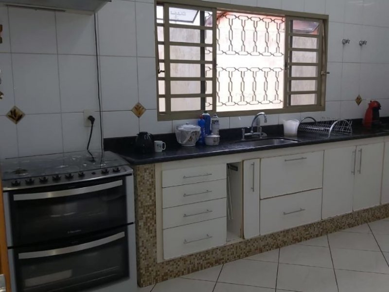 Casa à venda Jardim Mugnaini com 220m² e 3 quartos por R$ 450.000 - 908479301-2b2d1715-69ff-4c60-bcab-963d3cfbd862.jpg