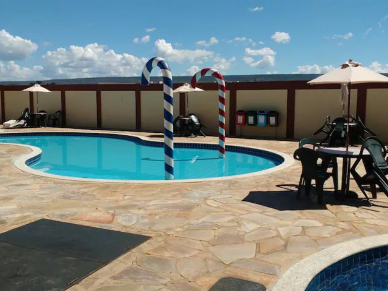 Apartamento à venda Turista 1 com 32m² e 1 quarto por R$ 150.000 - 1463706029-piscina2.JPG