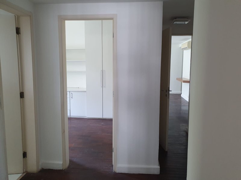 Apartamento à venda Leblon com 130m² e 4 quartos por R$ 3.450.000 - 827717724-foto-15.jpg