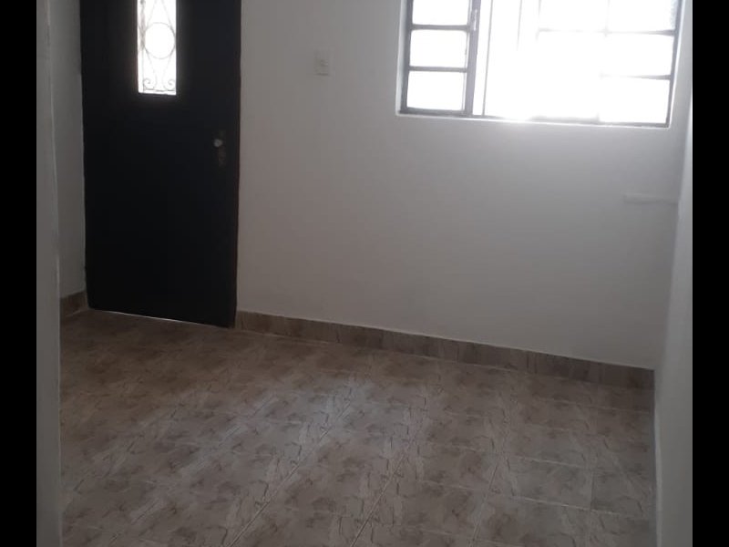 Casa para alugar Jardim Souza com 50m² e 1 quarto por R$ 700 - 1353842815-img-20211204-wa0022.jpg