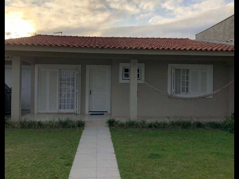 Casa à venda Xangri-Lá com 130m² e 3 quartos por R$ 480.000 - 1493450895-980ee7b7-cab4-4306-ace4-35b53d2a0907.jpeg