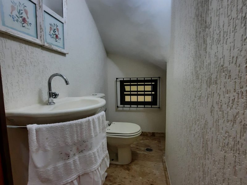 Casa à venda Parque São Domingos com 199m² e 3 quartos por R$ 980.000 - 1883213544-a3c5da56-d671-4392-bca2-0dee0ddbe6da.jpg