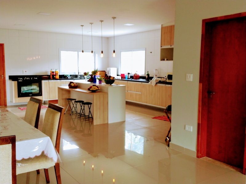 Casa de condomínio à venda Centro com 367m² e 3 quartos por R$ 750.000 - 1842402898-img-20201225-082047419.jpg