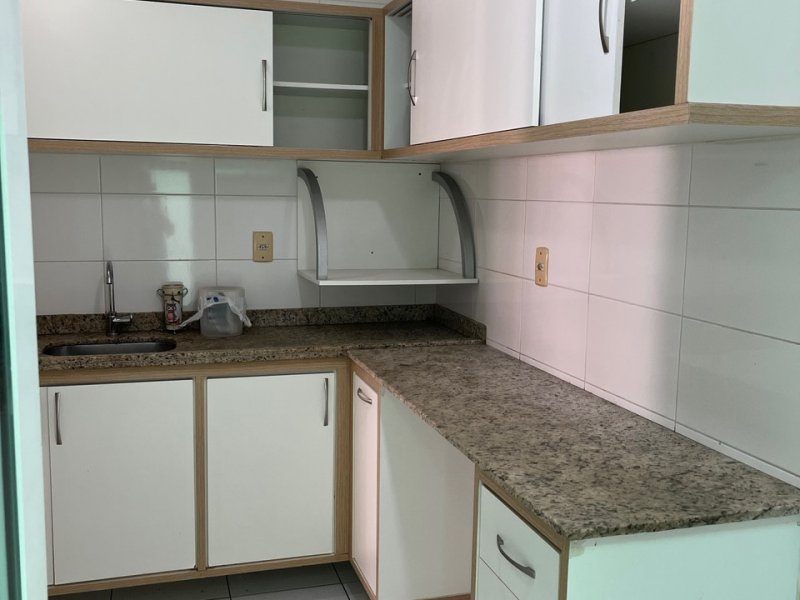 Apartamento à venda Parque Turf Club com 90m² e 2 quartos por R$ 309.999 - 1241978801-cozinha-1.jpg