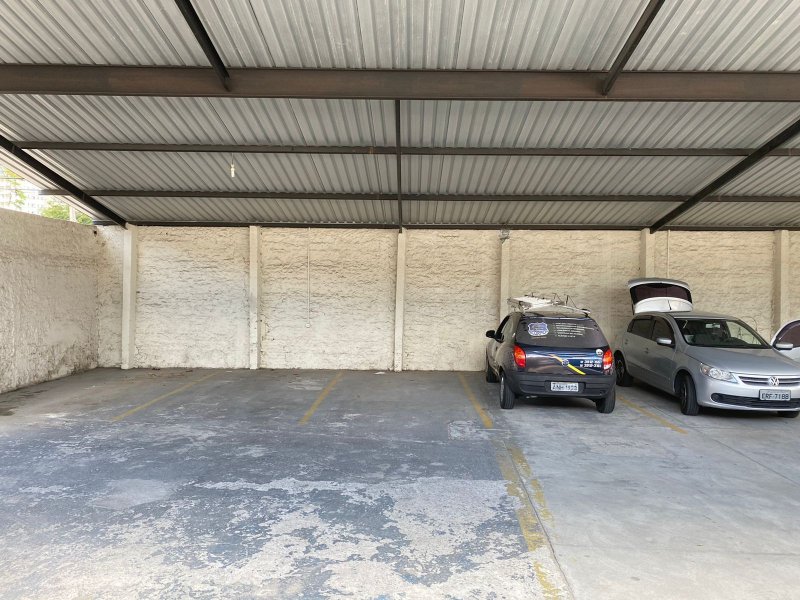 Terreno para alugar Jardim São Dimas com 1267m² e 1 quarto por R$ 25.000 - 1012033556-photo-2021-12-01-14-47-46-10.jpg
