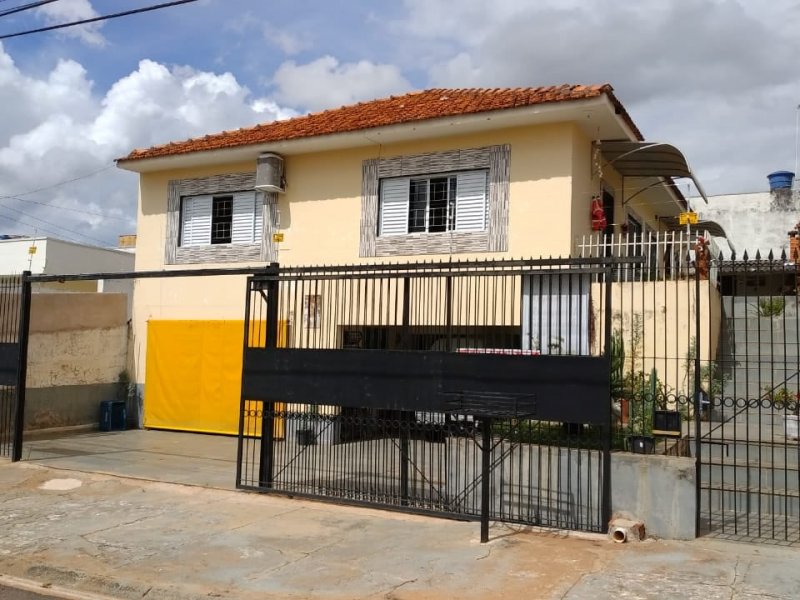 Casa à venda Parque Cedral com 195m² e 4 quartos por R$ 320.000 - 239398262-51.jpg
