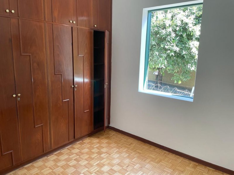 Casa à venda Centro com 220m² e 5 quartos por R$ 1.100.000 - 1927734209-quarto-com-armario-embutido.jpeg