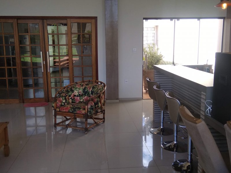 Casa à venda Centro com 350m² e 3 quartos por R$ 800.000 - 1186878090-img-20211116-150003.jpg