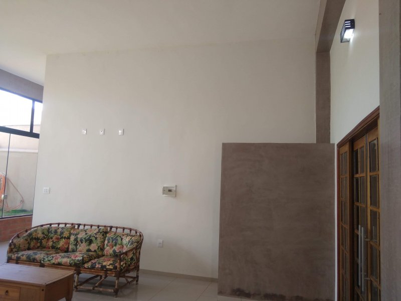 Casa à venda Centro com 350m² e 3 quartos por R$ 800.000 - 1624841138-img-20211116-145627.jpg