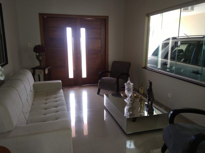 Casa à venda Centro com 350m² e 3 quartos por R$ 800.000 - 1653099470-img-20211116-091930.jpg