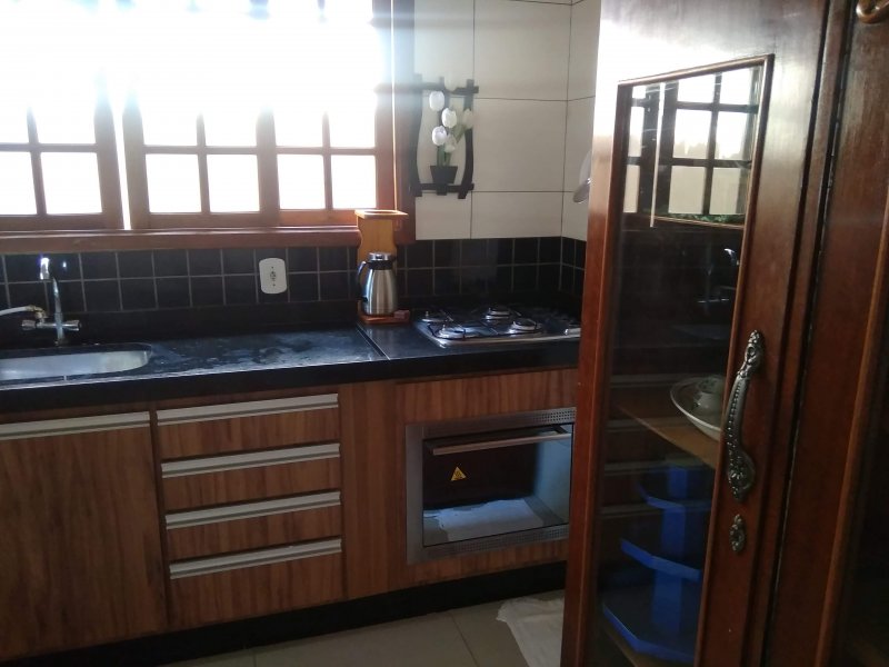 Casa à venda Centro com 350m² e 3 quartos por R$ 800.000 - 1806717618-img-20211116-105128.jpg