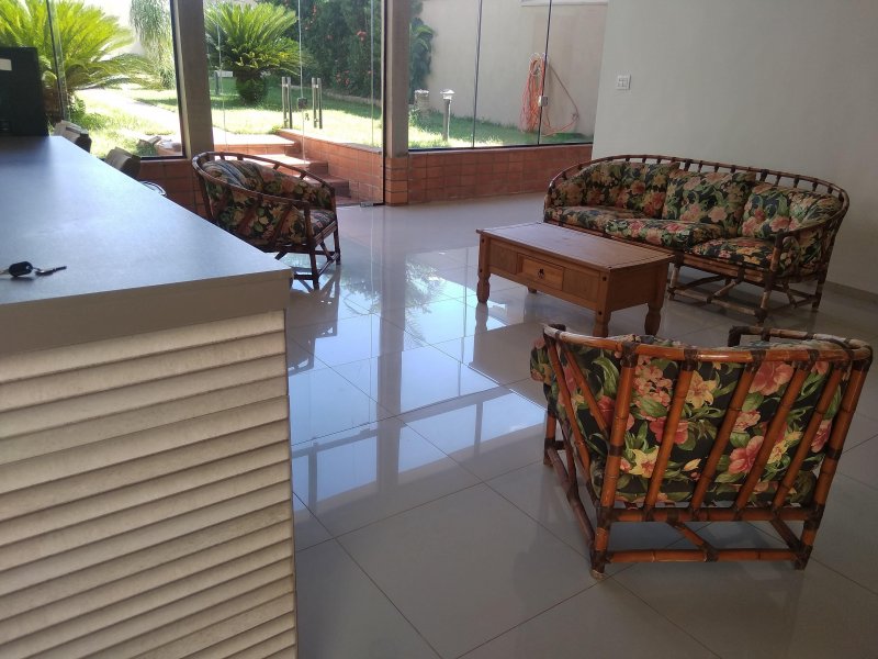 Casa à venda Centro com 350m² e 3 quartos por R$ 800.000 - 1822665075-img-20211116-145810.jpg