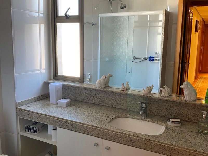 Apartamento à venda Funcionários com 180m² e 4 quartos por R$ 2.500.000 - 998158781-vila-pisani-suite-luisa-wc.jpeg