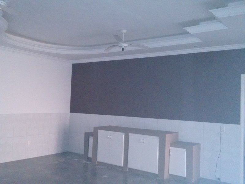 Casa à venda Bandeirantes com 220m² e 2 quartos por R$ 390.000 - 1323775859-ed32e50b-59dc-48b4-87f8-bc8e71191f2a.jpeg
