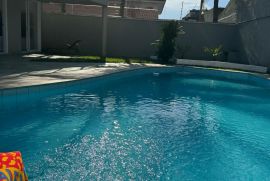 Casa à venda Jardim Virgínia com 398m² - 5 dormitórios -  vagas - R$ 1.800.000 - guaruja-airbnb1.jpeg