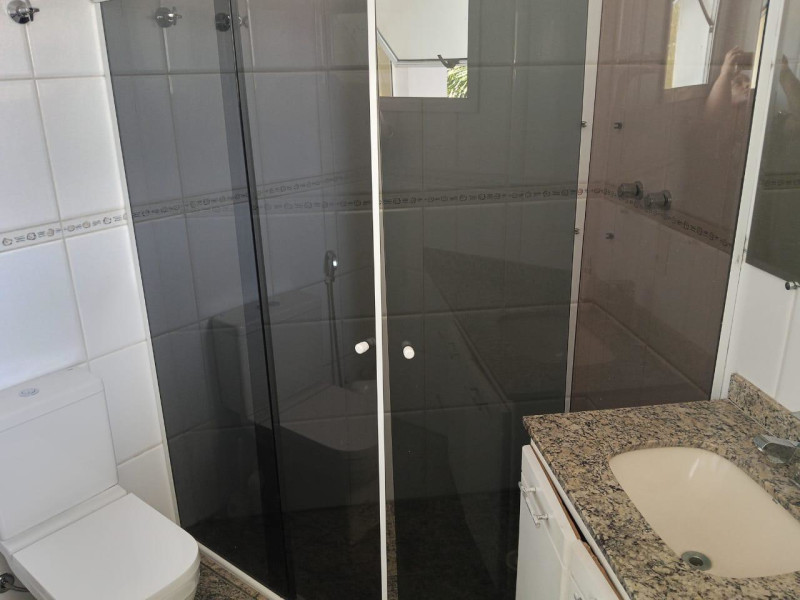 Casa à venda Jardim Virgínia com 398m² e 5 quartos por R$ 1.800.000 - banheiro-suite-1.jpeg