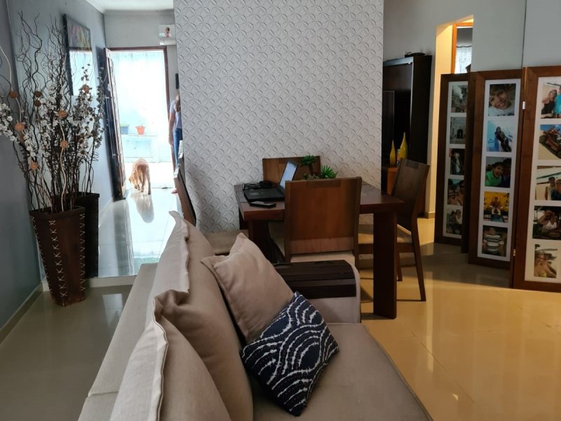 Casa de condomínio à venda Vila Valqueire com 105m² e 2 quartos por R$ 490.000 - 1572229318-sala1.jpg