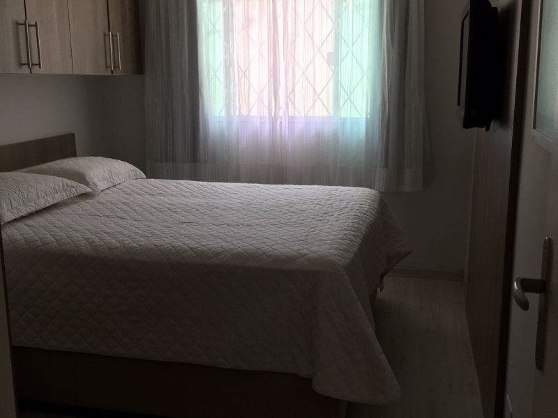 Casa à venda Santa Candida com 76m² e 3 quartos por R$ 429.000 - 1912108938-7.jpeg