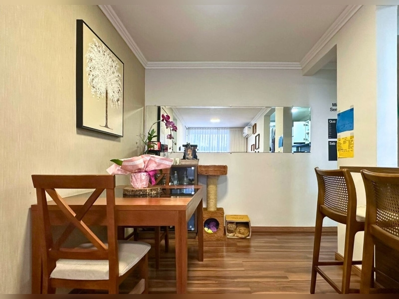 imóvel com 90m²