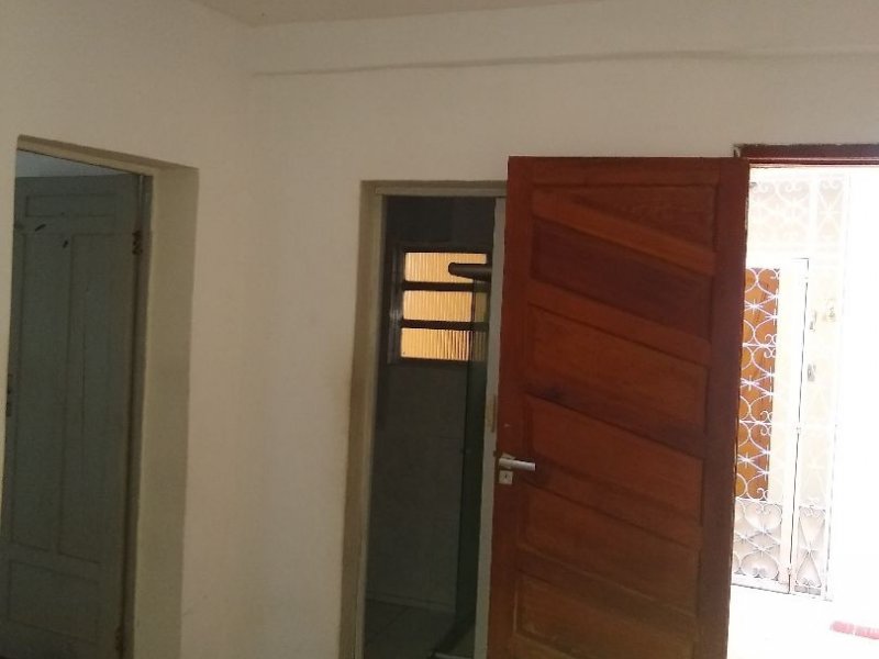 Apartamento à venda Bráz De Pina com 35m² e 1 quarto por R$ 120.000 - 1942602284-324514a0-6132-4d2f-aabd-8b638fcb9a29.jpg