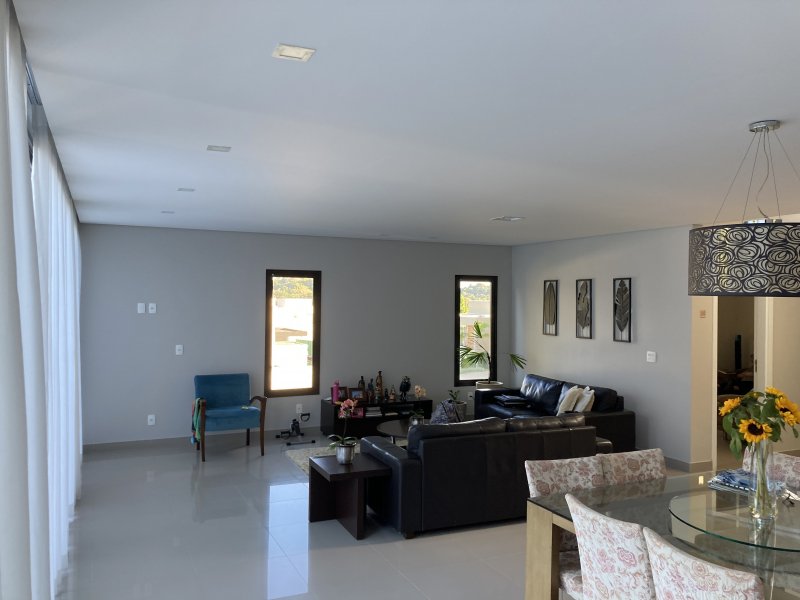 Casa de condomínio à venda Chácara dos Lagos com 315m² e 4 quartos por R$ 2.800.000 - 121401802-img-5573.JPG