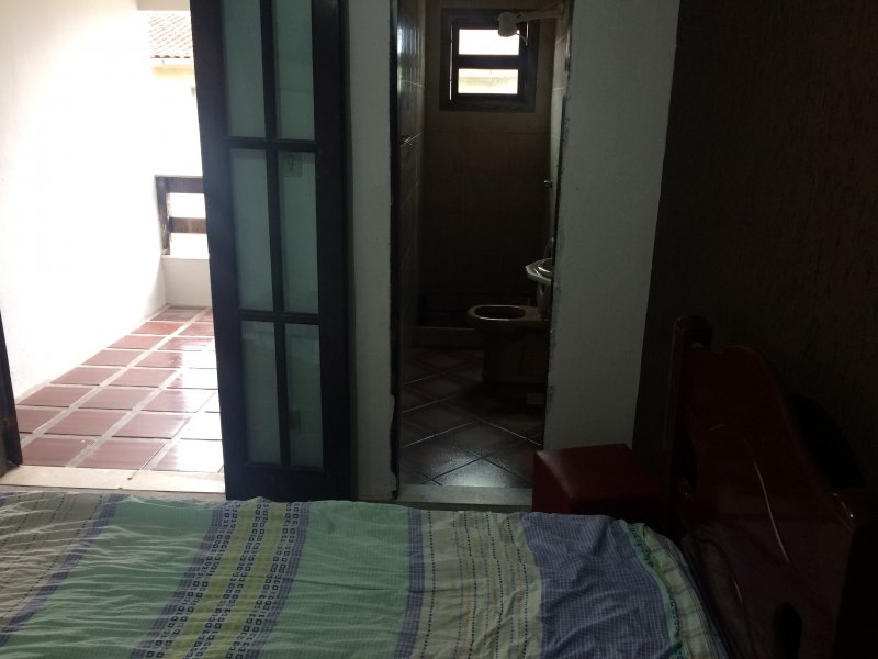 Casa à venda Fragoso com 440m² e 6 quartos por R$ 850.000 - 2041328679-6a073f11-ea82-4e0e-ab88-2bbac2c01691.jpeg