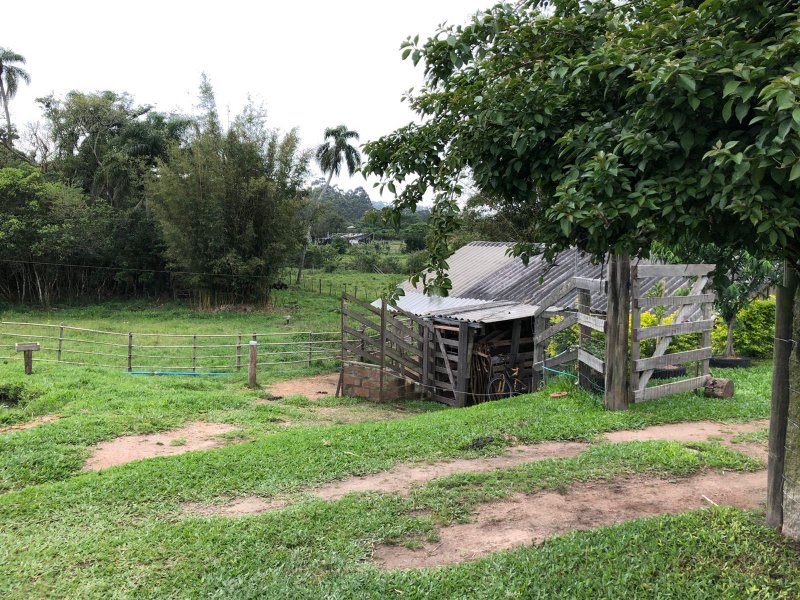 Sítio à venda Extrema com 8120m² e 2 quartos por R$ 480.000 - 1605095847-whatsapp-image-2021-11-04-at-11.jpeg