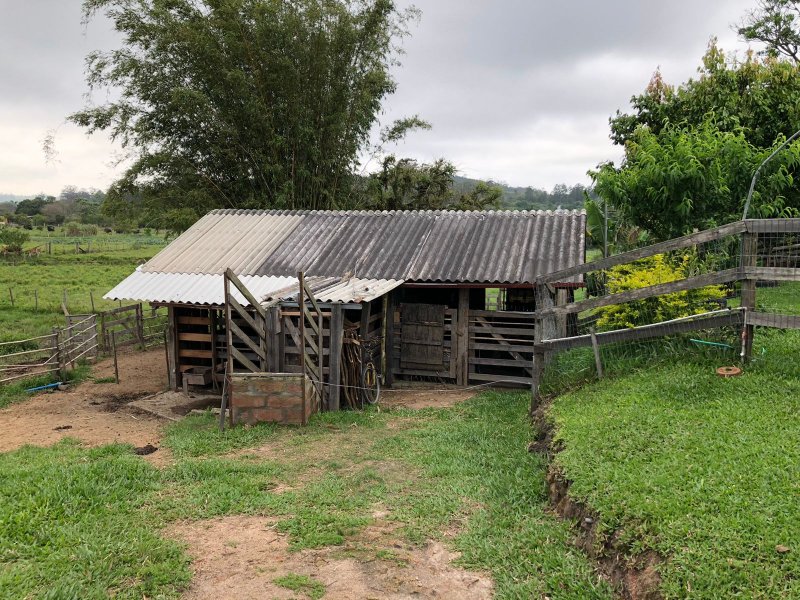 Sítio à venda Extrema com 8120m² e 2 quartos por R$ 480.000 - 1707237523-whatsapp-image-2021-11-04-at-11.jpeg