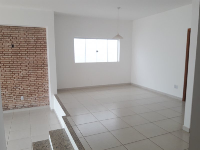 Casa à venda Somenzari com 229m² e 4 quartos por R$ 1.500.000 - 2108360581-20211117-142911.jpg