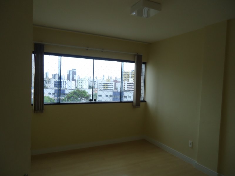 Apartamento à venda Tirol com 100m² e 3 quartos por R$ 500.000 - 215035475-suite-2.JPG