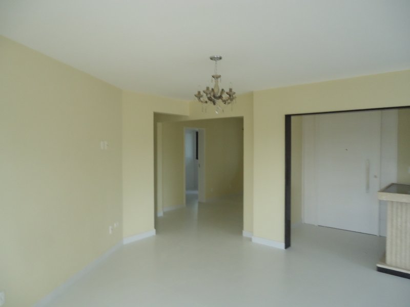 Apartamento à venda Tirol com 100m² e 3 quartos por R$ 500.000 - 386028044-sala.JPG