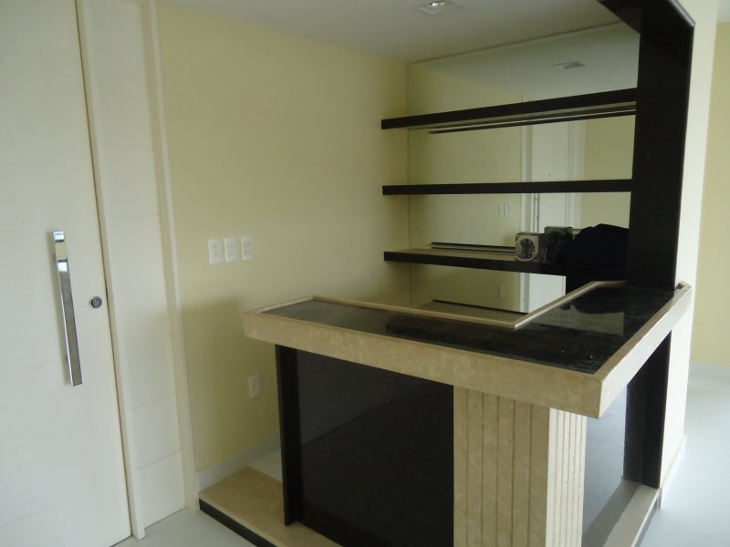 Apartamento à venda Tirol com 100m² e 3 quartos por R$ 500.000 - 969820793-bar-sala.JPG