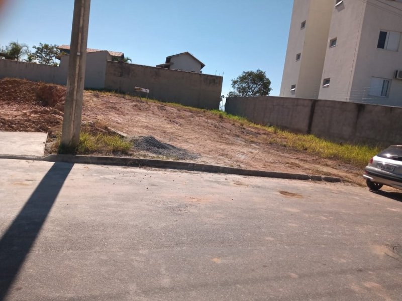 Terreno à venda Residencial Village Santana com 405m² e 1 quarto por R$ 270.000 - 1381272802-img-20210719-wa0007.jpg