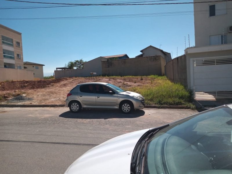 Terreno à venda Residencial Village Santana com 405m² e 1 quarto por R$ 270.000 - 252851613-img-20210719-wa0008.jpg