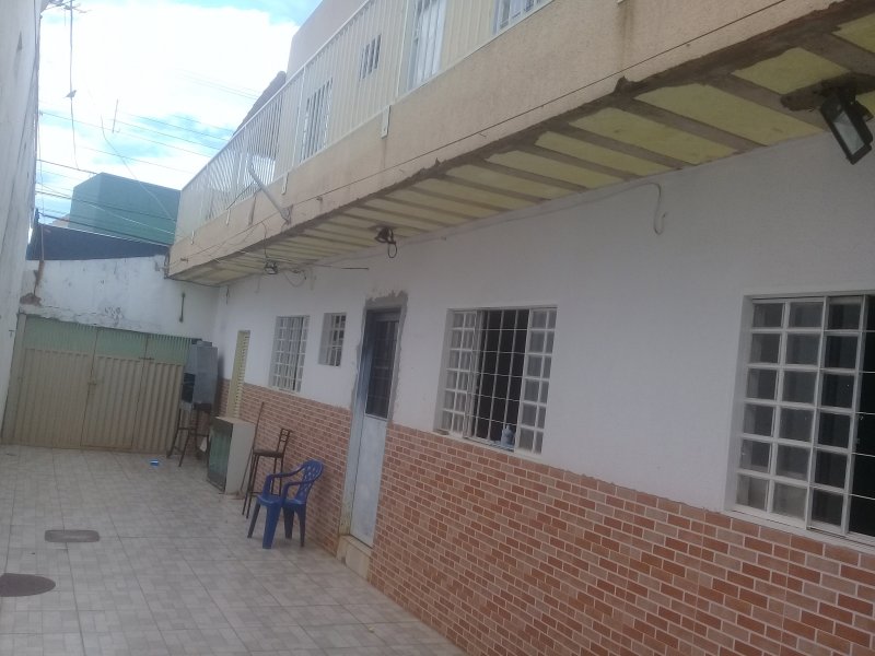 Casa à venda Centro com 225m² e 7 quartos por R$ 400.000 - 62322941-20211127-150513.jpg