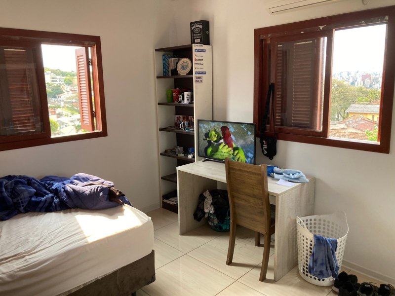 Casa à venda Partenon com 170m² e 4 quartos por R$ 70 - 685979930-e2d4dbf4-315a-4dd8-a50a-8811834082cc.jpeg