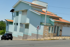 Casa à venda Centro com 279m² - 4 dormitórios -  vagas - R$ 1.100.000 - 1395866555-foto-1.png