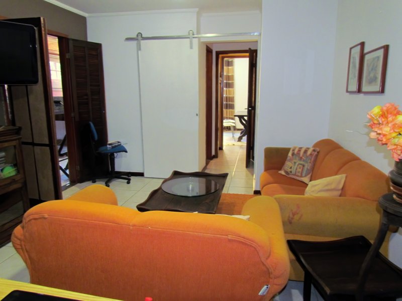 Casa à venda Jardim Caiçara com 175m² e 6 quartos por R$ 770.000 - 914172964-imagem-16.jpg